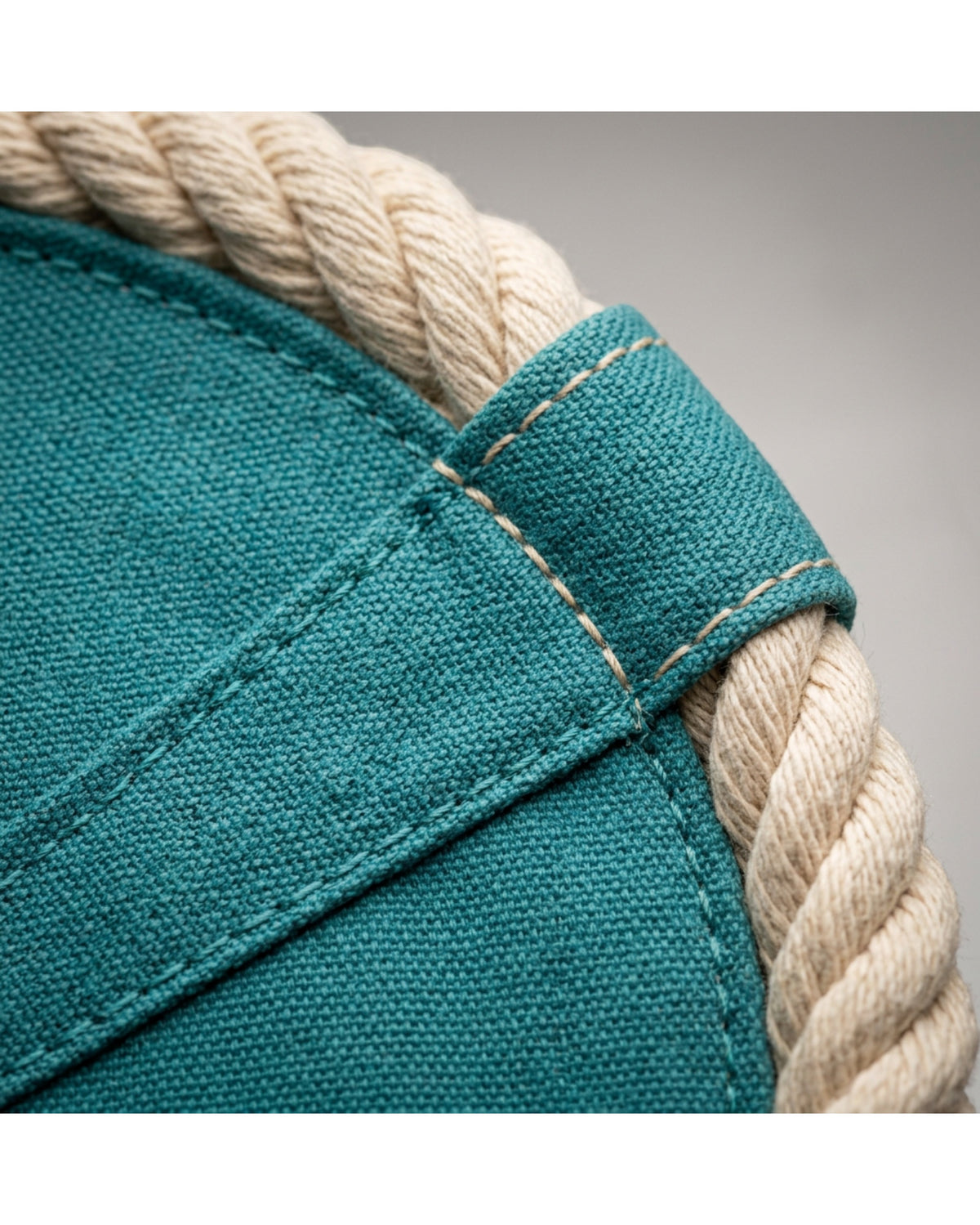 Qurba Cotton Rope Flying Disc with Canvas Center Teal Natural 28 cm - Detail view